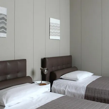 ベッド・アンド・ブレックファスト Oroverde & Nel Cuore Di 4*