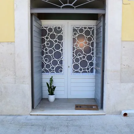 ベッド・アンド・ブレックファスト Oroverde & Nel Cuore Di