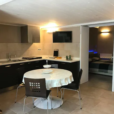 Oroverde & Nel Cuore Di トラーニ