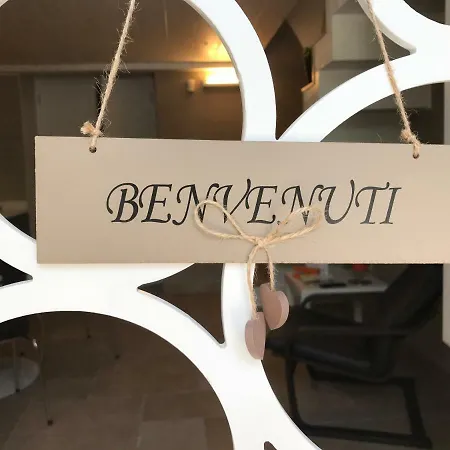 Oda ve Kahvaltı Oroverde & Nel Cuore Di 4*